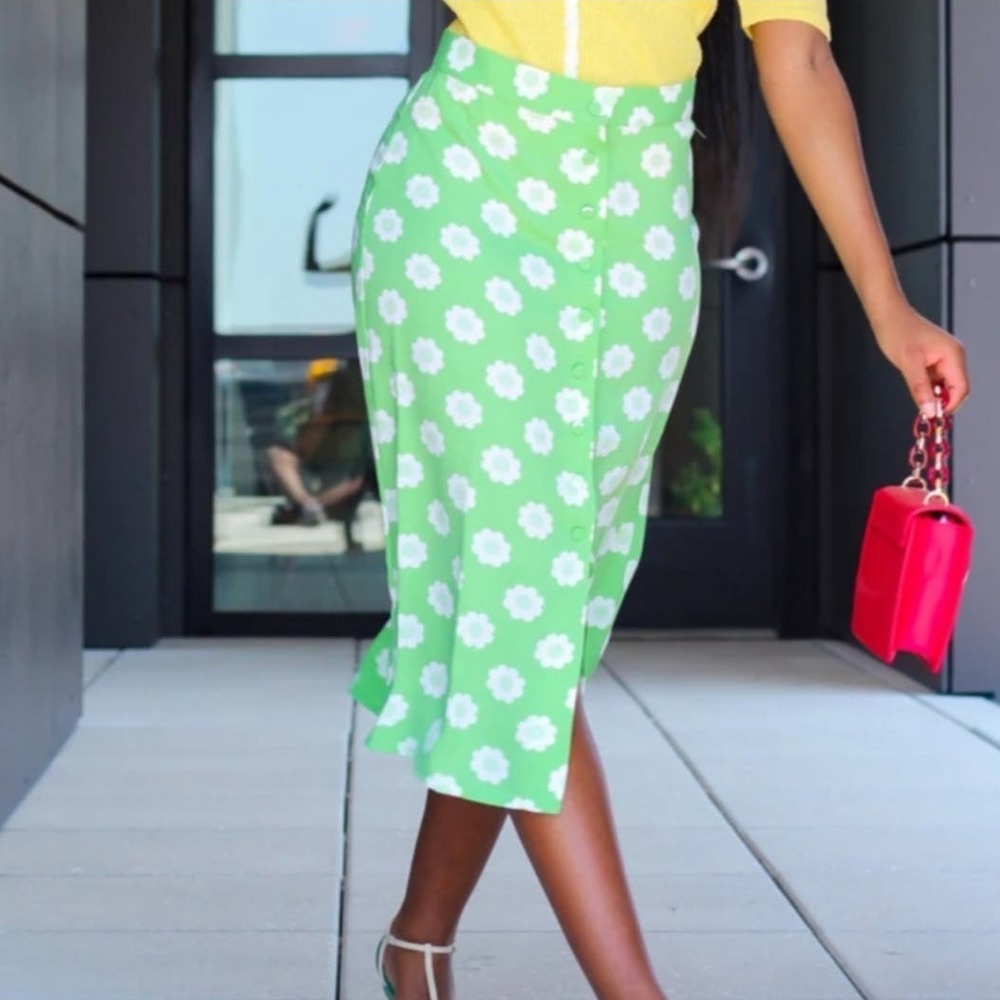 Modcloth NWT green button front white flower print midi skirt‎ woman's size 12